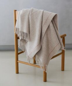 Elvang Écru Highland Baby Alpakkaull og Saueull Pledd