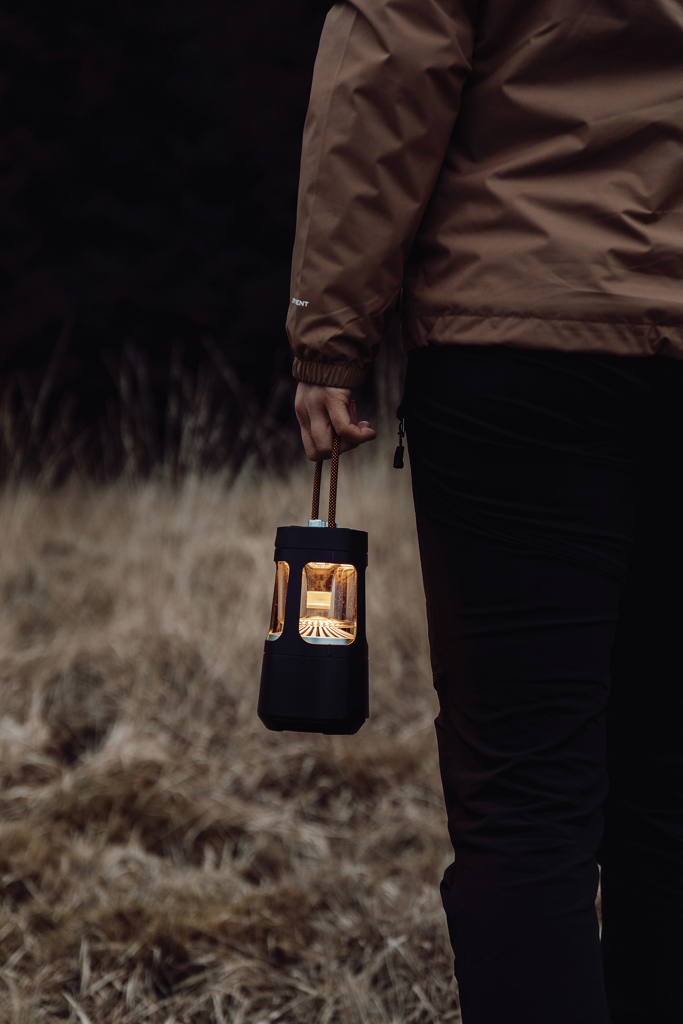 Nordic Drift Everest IPX4 10W RCS Resirkulert Campinglykt med Høyttaler