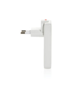 XD Collection Fluxo 65W RCS Resirkulert Plast GAN Vegglader med Universalkontakter